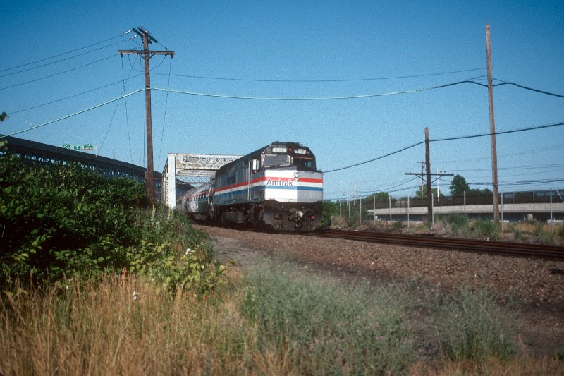 19930891-amtk.jpg - Amtrak train 177 crossing the Central Vermont in New London, CT. July 5, 1993